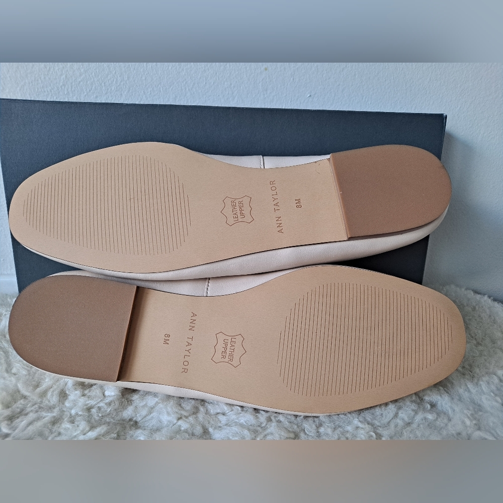 Ann Taylor Mary Jane Leather Ballet Flat. Size 8 (fits large, like a size 9) - Picture 5 of 8